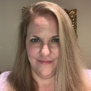 Meet your Posher, Tiffany